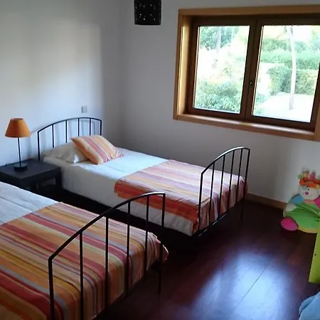 Ferienhaus Moradia Ofir *
